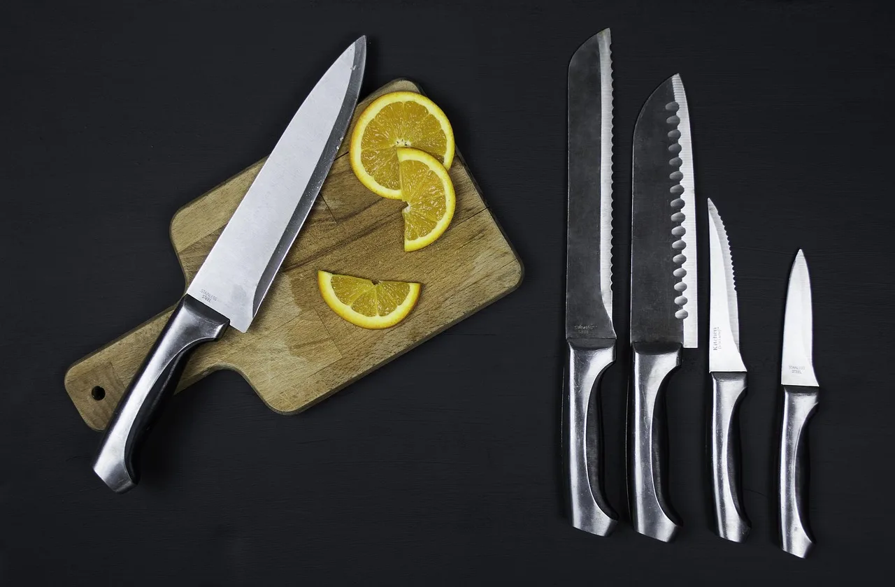 knives, set, chopping board, slice, sharp, sharpness, blades, knife set, kitchen tools, orange slices, kitchen, kitchen utensils, flat lay, knives, knives, knives, knife set, kitchen tools, kitchen, kitchen, kitchen, kitchen, kitchen, kitchen utensils. Lease costs and site terms worth negotiating before you sign